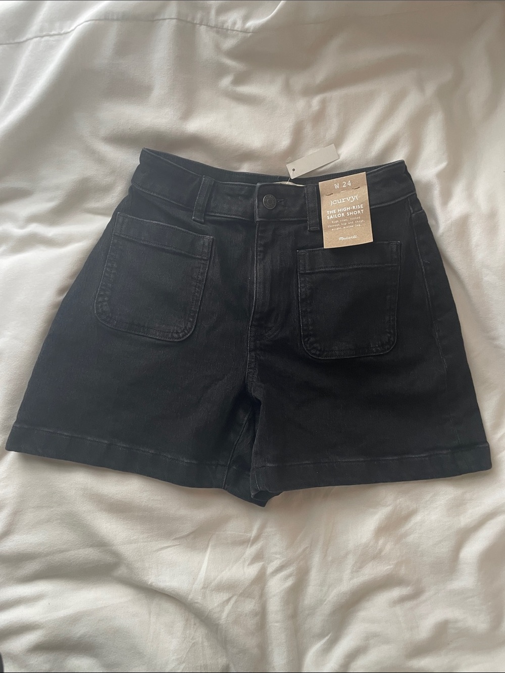 NWT Madewell high-rise sailor short. Size 24 curvy